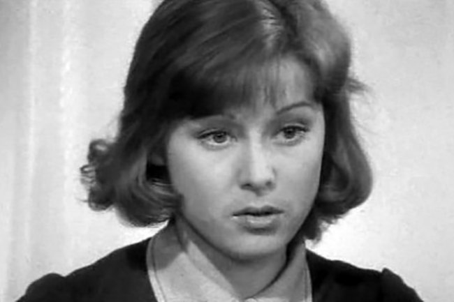 Елена Прудникова - Биография