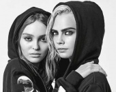 Лили Роуз Депп и Кара Делевинь в новой рекламе Chanel Лили Роуз Депп и Кара Делевинь в новой рекламе Chanel