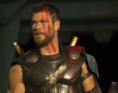 Сборы фильма "Тор 3: Рагнарек" превзошли ожидания Сборы фильма "Тор 3: Рагнарек" превзошли ожидания