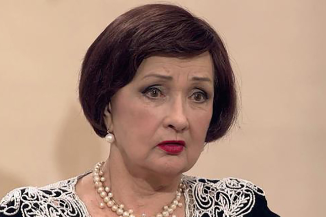 Зинаида Кириенко - Биография