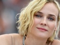 Дайан Крюгер засветила свой беременный живот