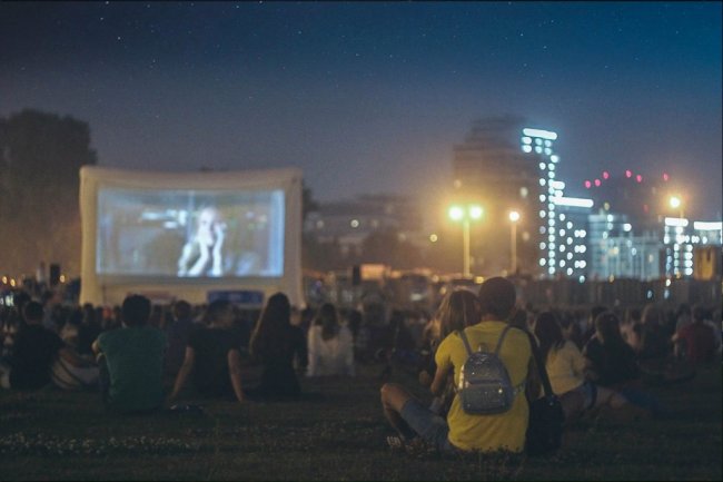 Успей выбрать фильмы, которые покажут в рамках «Ночи кино» по всей стране