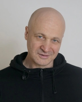 Алексей Белозерцев — биография, личная жизнь, фото, новости, актер, фильмография, сериал «Опасный», театр 2025 - 24СМИ - Биография