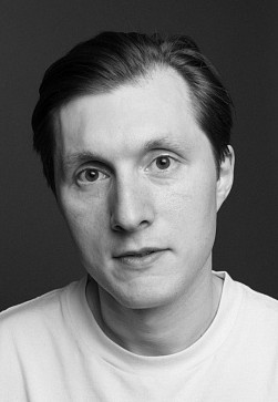 Олег Савцов: «Фильм “Шум времени”, как и музыка Шостаковича, достаточно сложносочиненная история» - «Новости кино»