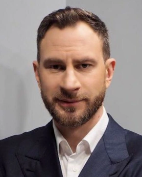 Евгений Булка — биография, личная жизнь, фото, новости, жена, уехал, ведущий, фильмография, программы 2025 - 24СМИ - Биография