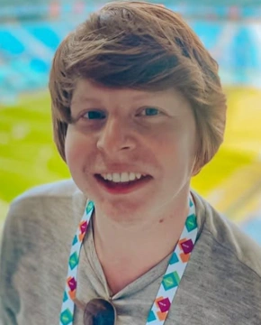 Александр Касаткин — биография, личная жизнь, фото, новости, актер, «Ералаш», жена, ведущий, фильмография 2025 - 24СМИ - Биография