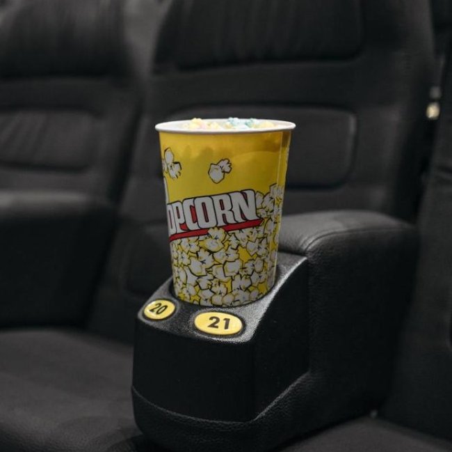 В 2025 представители поколения Z посещали кинотеатры чаще из-за аниме и видеоигр - «Новости кино»