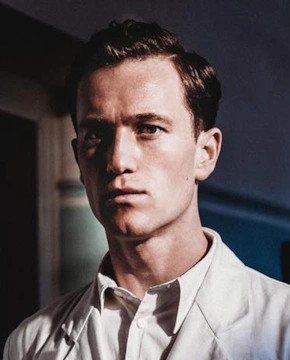 Юрий Ловенталь — биография, личная жизнь, фото, новости, немецкий актер, фильмография, «Пони», «Шарите» 2026 - 24СМИ - Биография