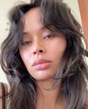 Фрэнки Адамс — биография, личная жизнь, фото, новости, новозеландская актриса, боксер, фильмография, семья 2026 - 24СМИ - Биография