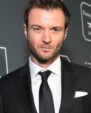 Коста Ронин — биография, личная жизнь, фото, новости, американский актер, «Ради всего человечества» 2026 - 24СМИ - Биография