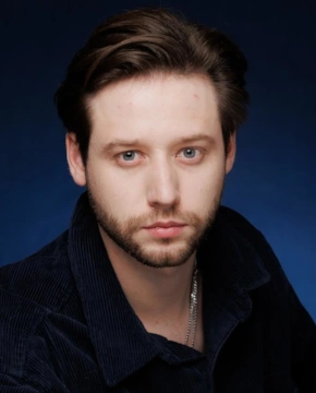 Иван Сапфиров — биография, личная жизнь, фото, новости, театр Маяковского, фильмография, родители, ГИТИС 2026 - 24СМИ - Биография