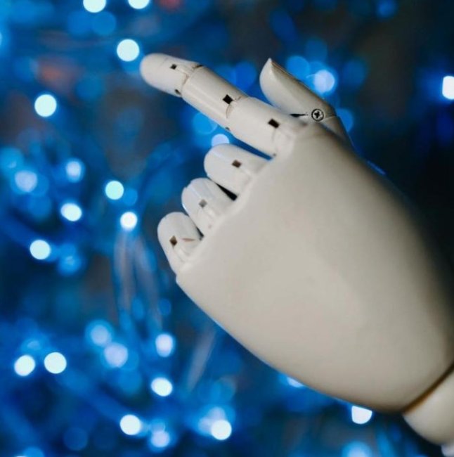 В России могут позволить использовать данные для обучения ИИ без разрешения правообладателей - «Новости кино»