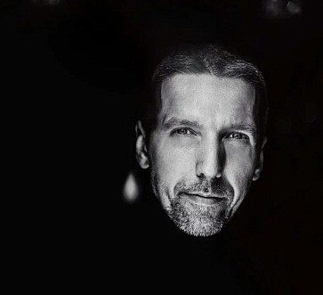 Вячеслав Лисневский: «На съемках "Родниной" решали сложные инженерные задачи, но я люблю подобные вызовы» - «Новости кино»